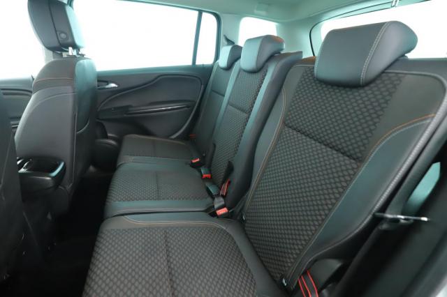 Opel Zafira image 3