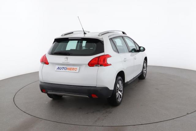 Peugeot 2008 image 3