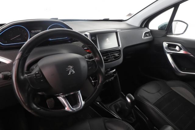 Peugeot 2008 image 9