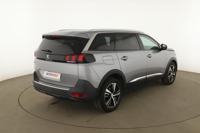 Peugeot 5008 image 5