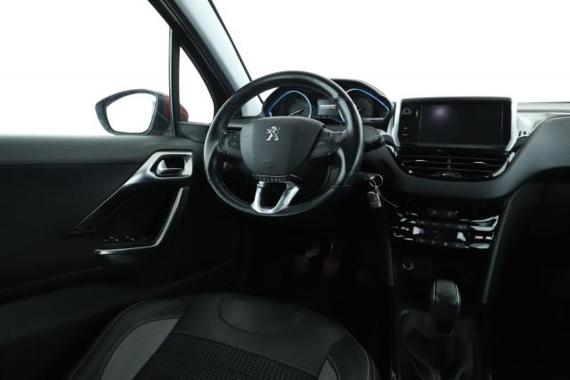 Peugeot 2008 image 4