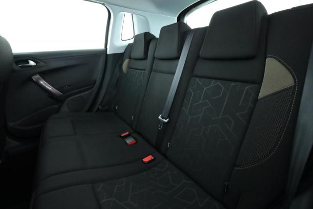 Peugeot 2008 image 1