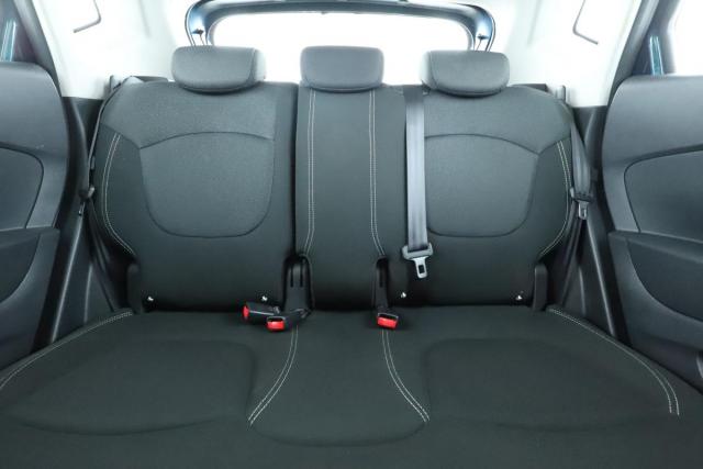 Renault Captur image 2