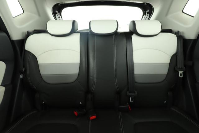 Renault Captur image 1