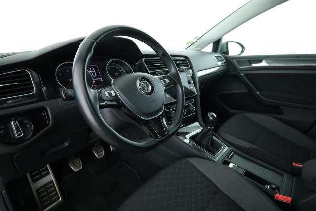 Volkswagen Golf image 5