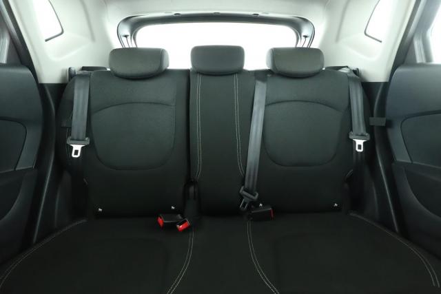 Renault Captur image 2