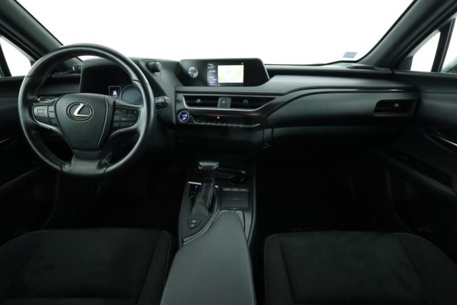 Lexus Ux image 8