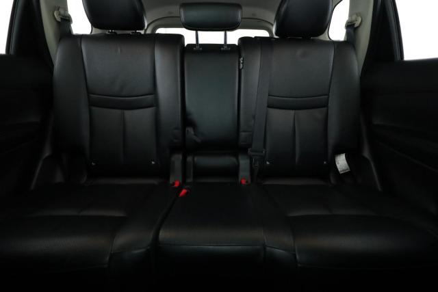 Nissan X-Trail image 5