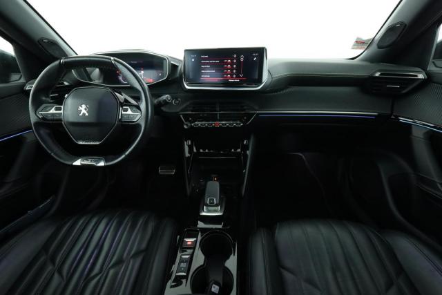 Peugeot 2008 image 7