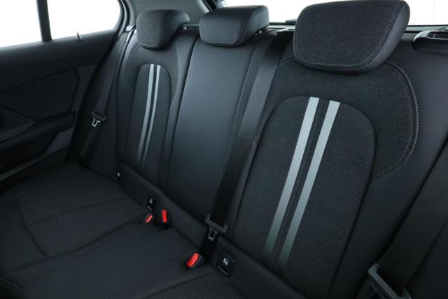 Bmw Série 1 image 2