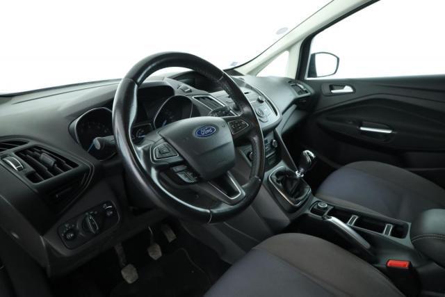 Ford C-Max image 8
