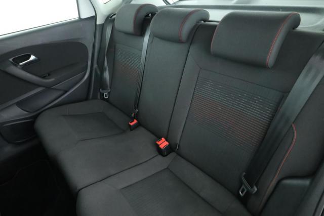Volkswagen Polo image 9