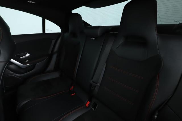 Mercedes Benz Cla image 6