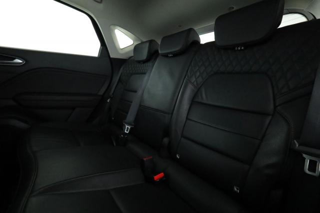 Renault Captur image 8