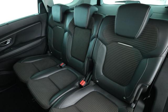 Renault Grand Scénic image 1