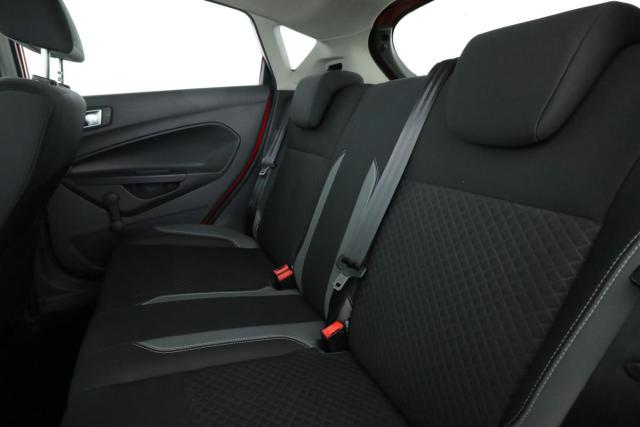 Ford Fiesta image 3
