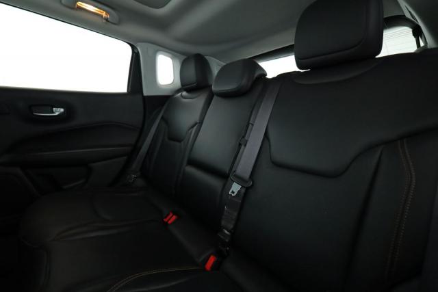 Jeep Compass image 7