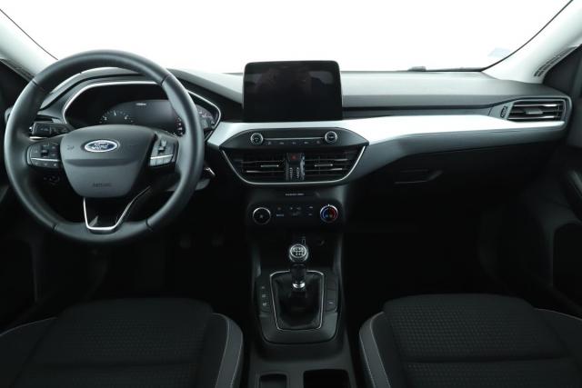 Ford Focus image 8