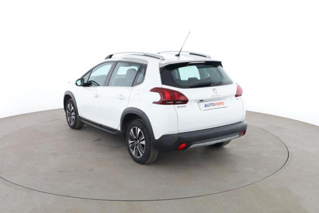 Peugeot 2008 image 8