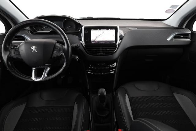 Peugeot 2008 image 7