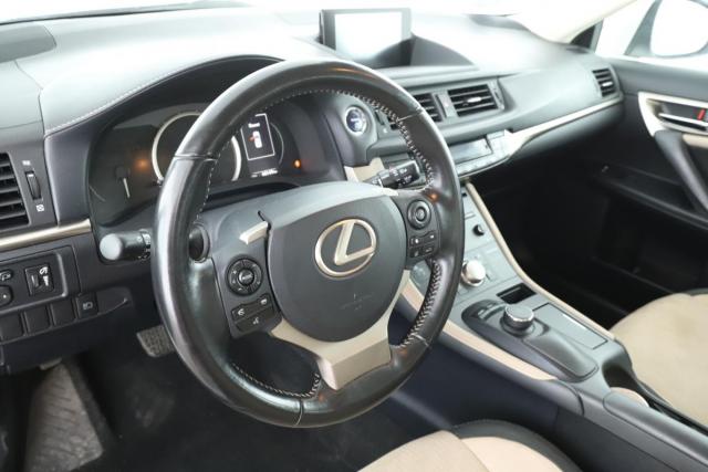 Lexus Ct 200h image 3