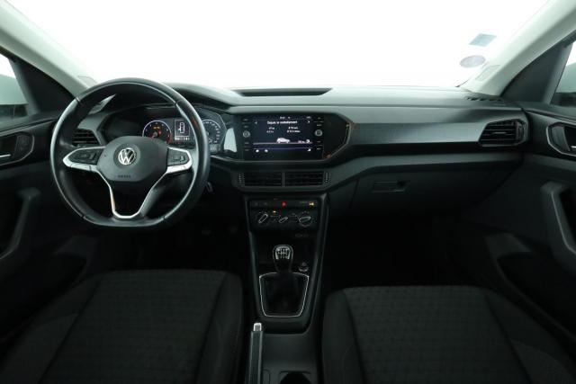 Volkswagen T-Cross image 3