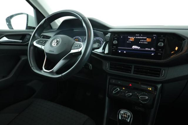 Volkswagen T-Cross image 1