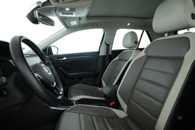 Volkswagen T-Roc image 4
