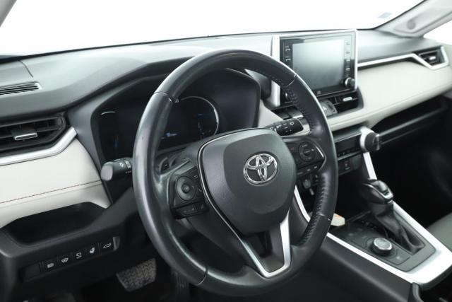 Toyota Rav4 image 3