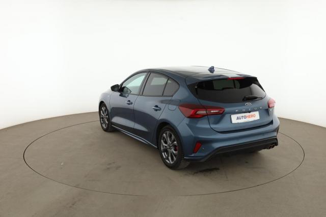 Ford Focus image 6