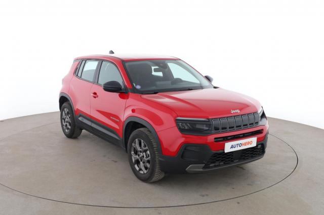 Jeep Avenger image 9