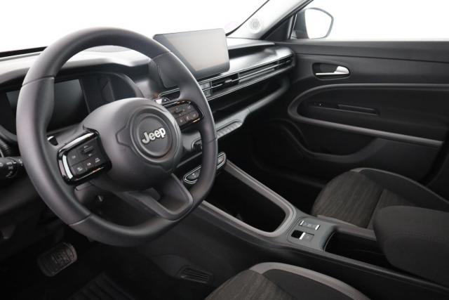 Jeep Avenger image 2