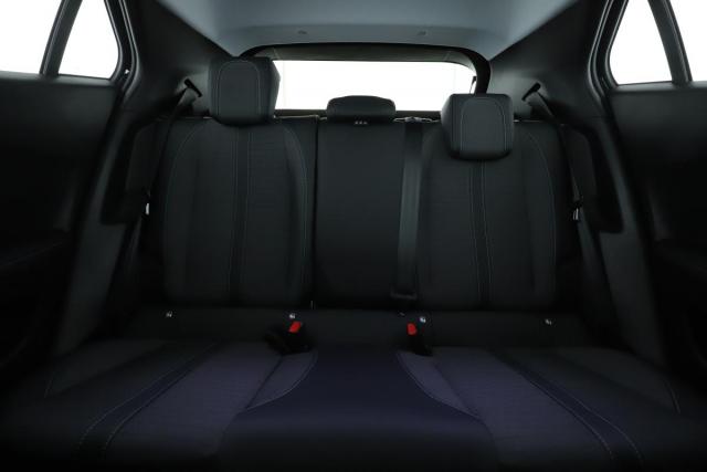 Peugeot 2008 image 5