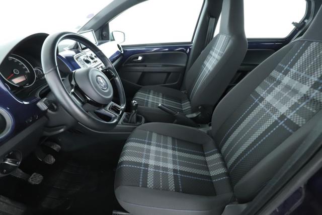 Volkswagen Up! image 6