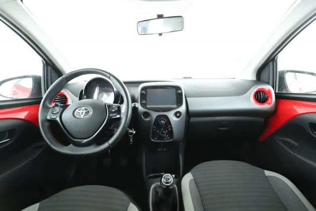 Toyota Aygo image 2