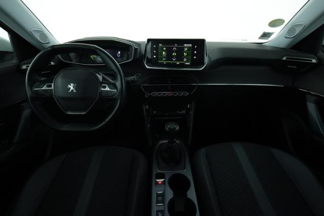 Peugeot 2008 image 9
