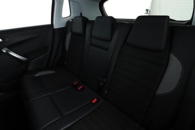 Peugeot 2008 image 4