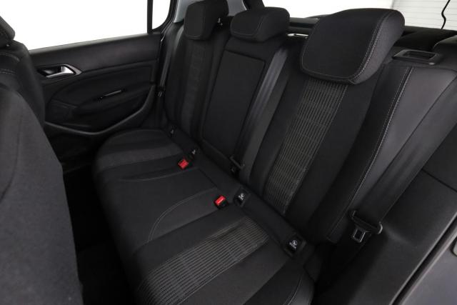 Peugeot 308 image 6