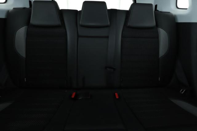 Peugeot 2008 image 6