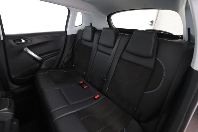 Peugeot 2008 image 6