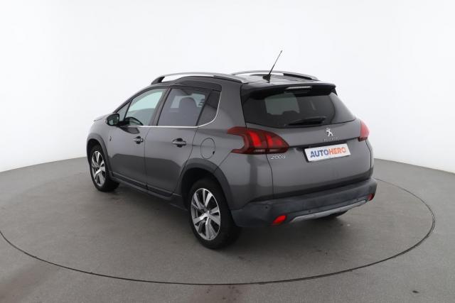 Peugeot 2008 image 8