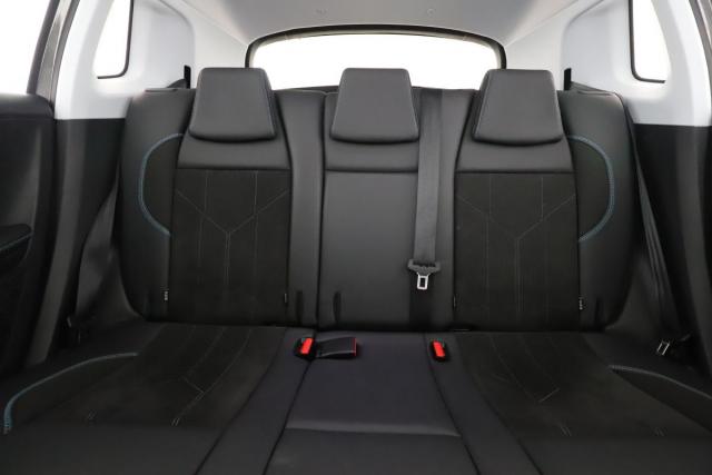 Peugeot 2008 image 7