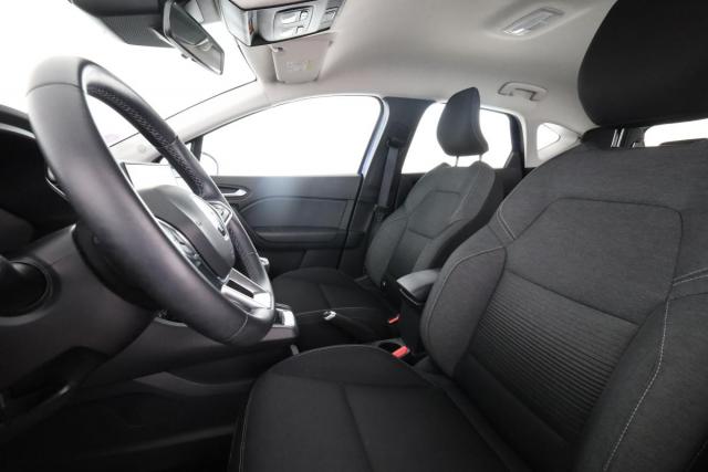 Renault Captur image 8