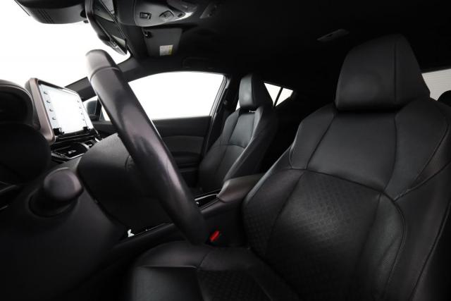 Toyota C-Hr image 3