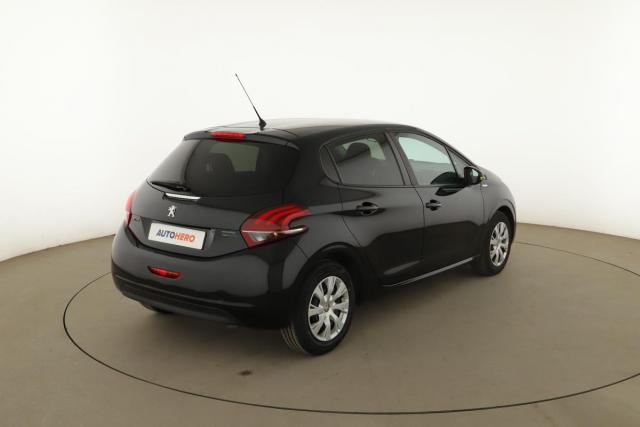 Peugeot 208 image 4