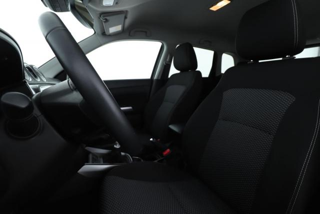 Suzuki Vitara image 7