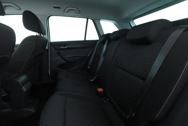 Skoda Fabia image 8