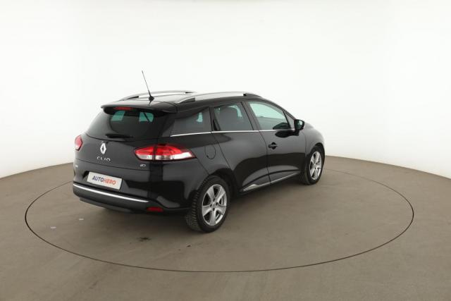 Renault Clio Estate image 3
