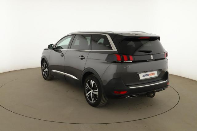Peugeot 5008 image 8