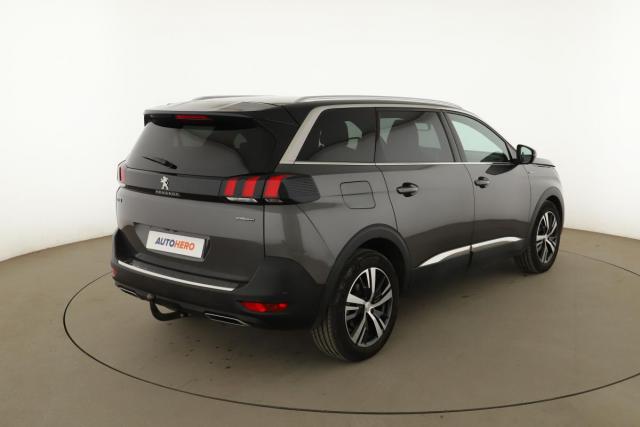 Peugeot 5008 image 4